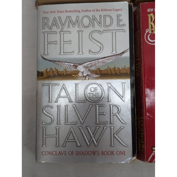 Raymond E. Feist Paperback Books Lot of 4 Read Description - Picture 4 of 7